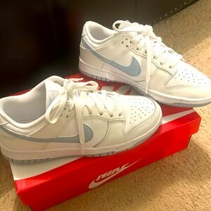 Nike dunk low retro white/armory blue.